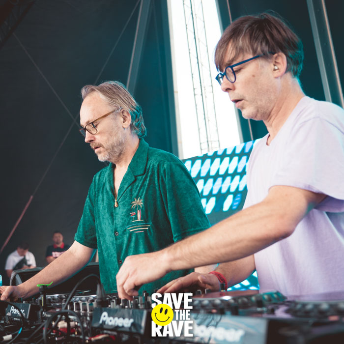 Save The Rave crowd 03