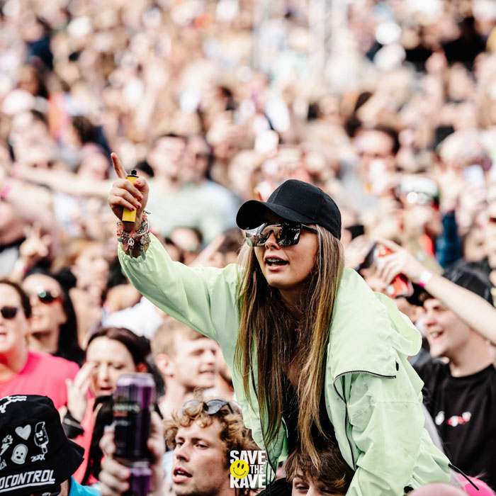 Save The Rave crowd 11